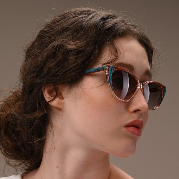 Cateye vintage sunglasses by Guy Laroche, France main image 6